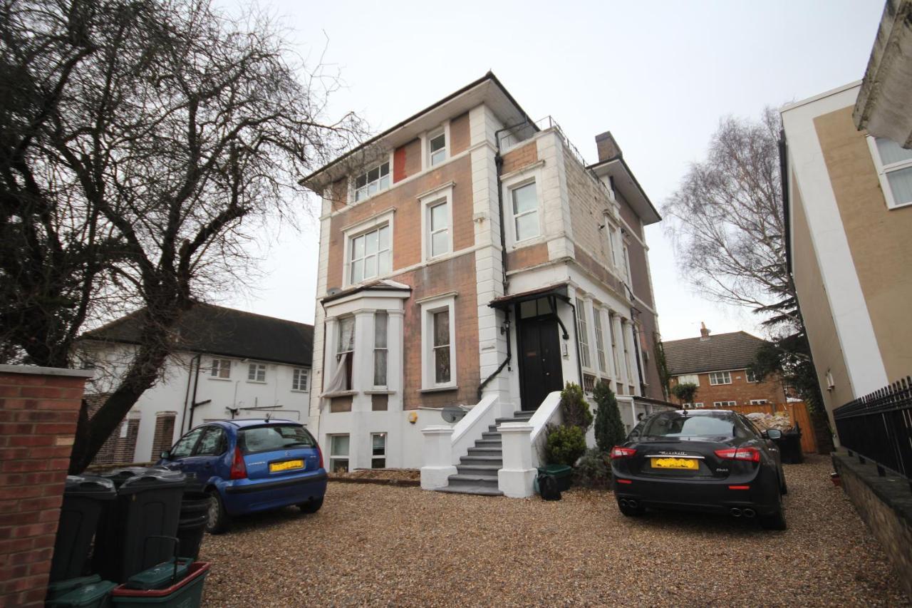 Great West Road Apartments Flat C London Exteriör bild